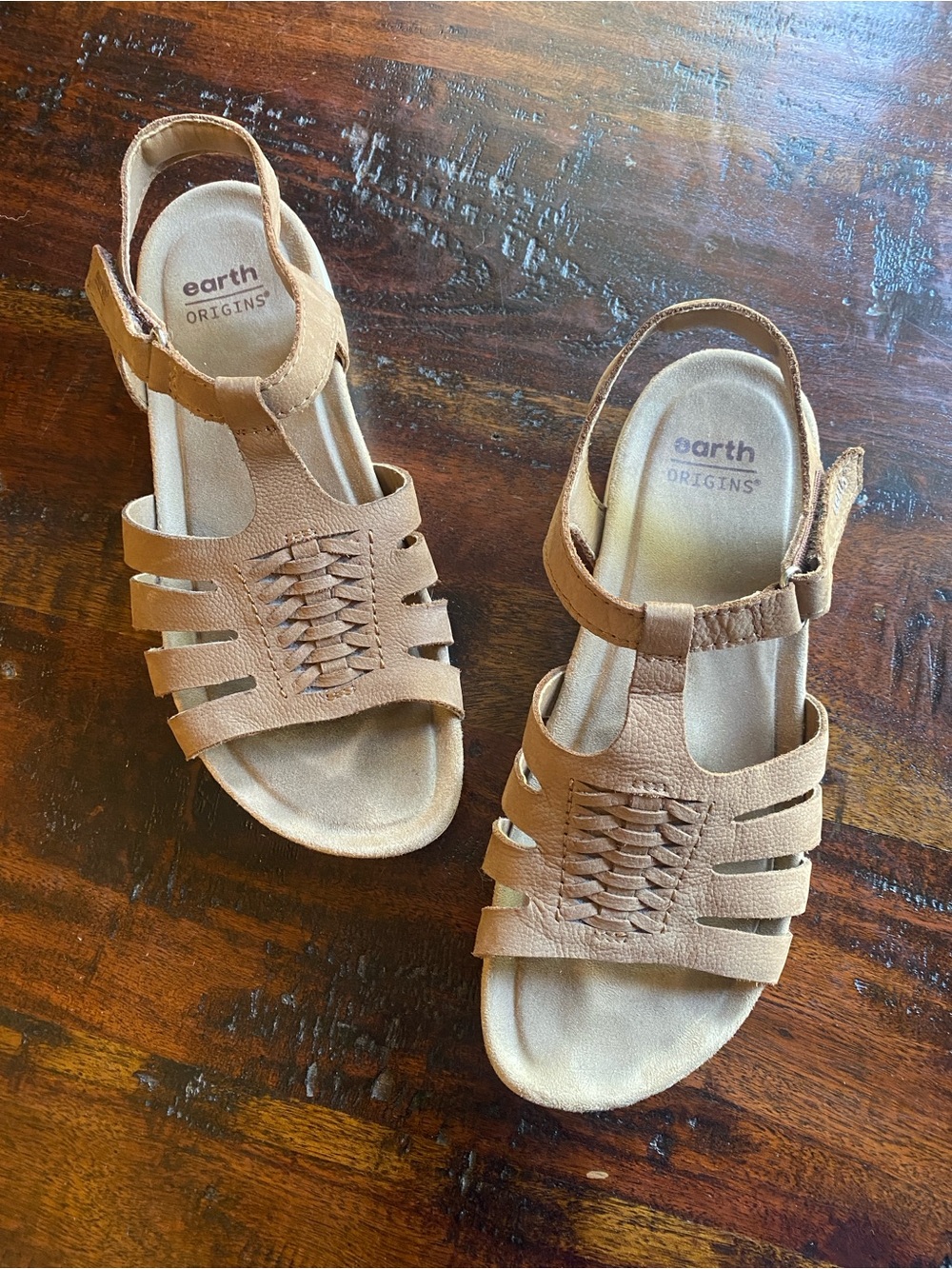 Earth origins etsaila leather sandals women’s size 8.5 tan comfort fisherman